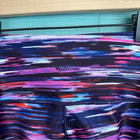 NWT Peloton Multicolor Reversible Leggings Size Small - Picture 5 of 9